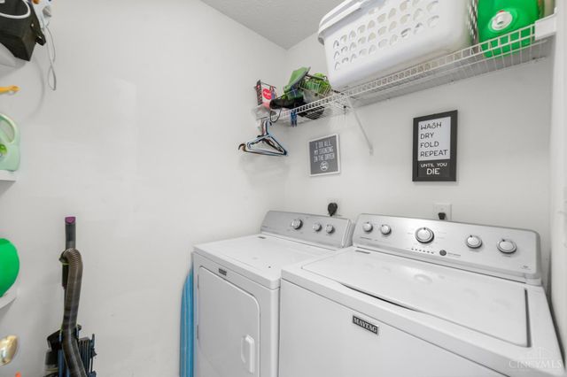 255 Easton Manor Drive, Monroe, OH 45050