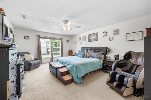255 Easton Manor Drive, Monroe, OH 45050