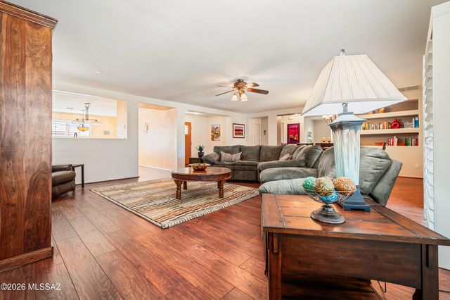 13655 E Shadow Pines Lane, Vail, AZ 85641