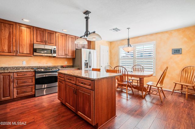 13655 E Shadow Pines Lane, Vail, AZ 85641