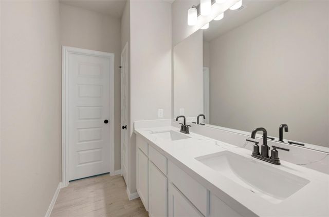 6807 Allens Landing, Needville, TX 77461