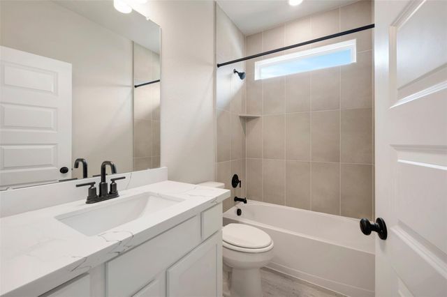 6807 Allens Landing, Needville, TX 77461