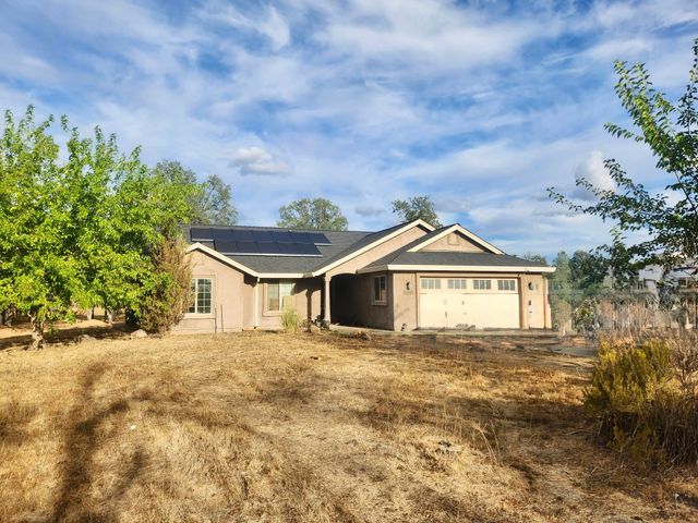 6445 Ledgestone Court, Anderson, CA 96007