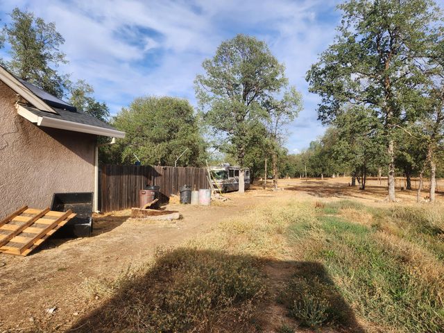 6445 Ledgestone Court, Anderson, CA 96007