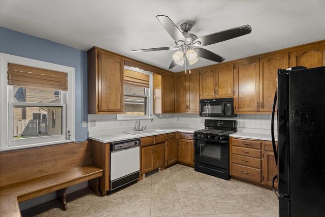 740 S QUINCY STREET, Green Bay, WI 54301