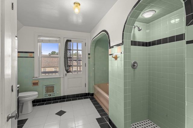 740 S QUINCY STREET, Green Bay, WI 54301