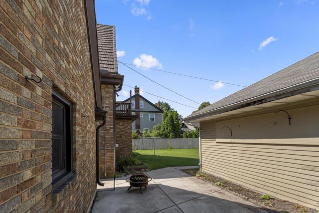 740 S QUINCY STREET, Green Bay, WI 54301