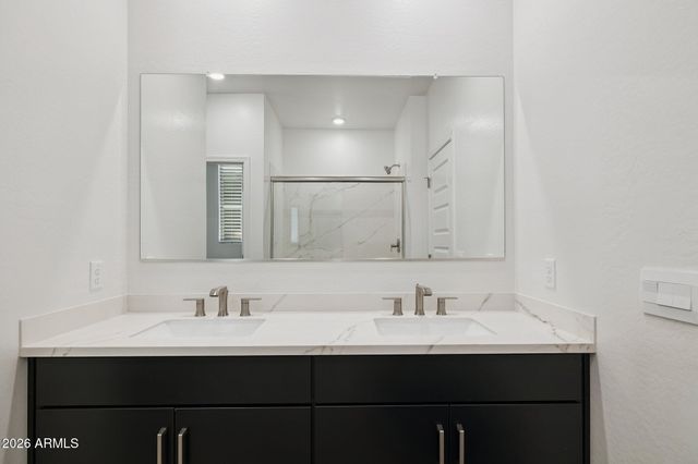11892 W BURNSIDE Trail, Peoria, AZ 85383