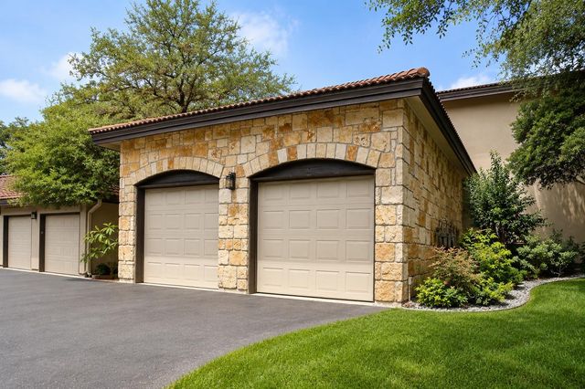 1000 Liberty Park DR 208, Austin, TX 78746