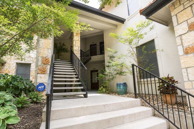 1000 Liberty Park DR 208, Austin, TX 78746