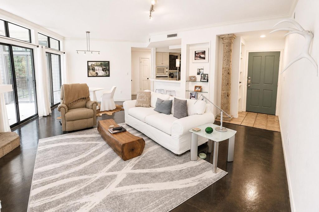1000 Liberty Park DR 208, Austin, TX 78746