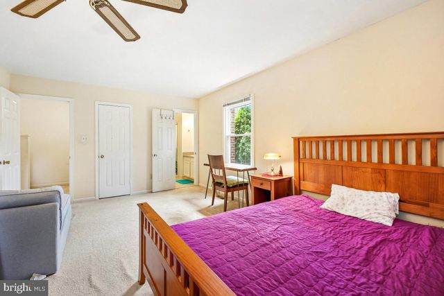404 TAPAWINGO RD SE, Vienna, VA 22180
