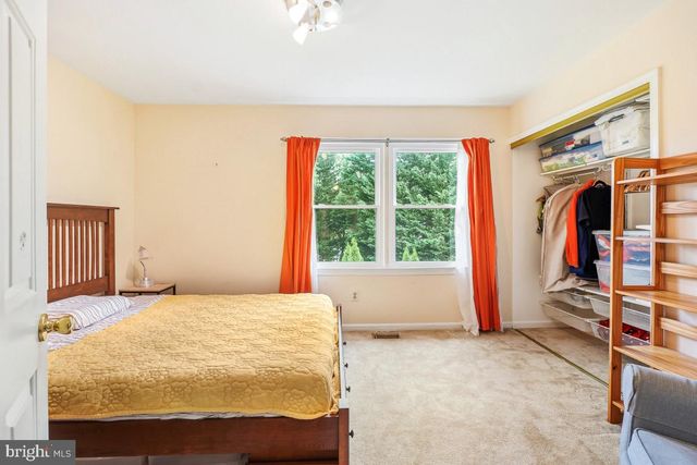 404 TAPAWINGO RD SE, Vienna, VA 22180