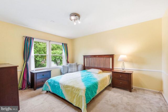 404 TAPAWINGO RD SE, Vienna, VA 22180