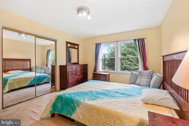 404 TAPAWINGO RD SE, Vienna, VA 22180