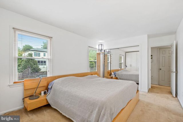 404 TAPAWINGO RD SE, Vienna, VA 22180