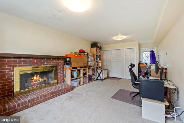 404 TAPAWINGO RD SE, Vienna, VA 22180