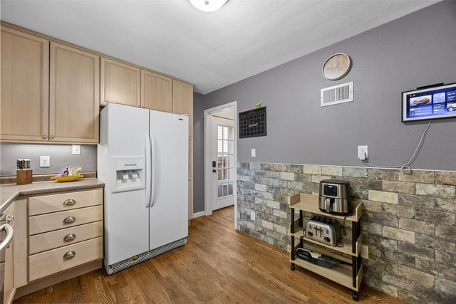 927 G Avenue NW, Cedar Rapids, IA 52405