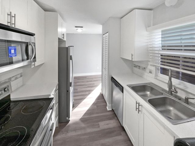 409 Coconut Avenue E, Port St. Lucie, Port St Lucie, FL 34952