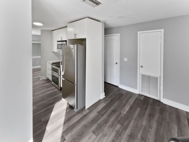 409 Coconut Avenue E, Port St. Lucie, Port St Lucie, FL 34952