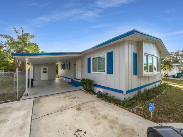 409 Coconut Avenue E, Port St. Lucie, Port St Lucie, FL 34952
