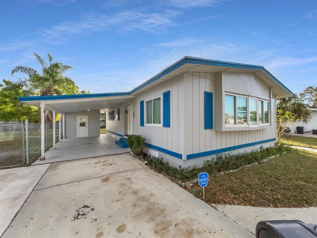 409 Coconut Avenue E, Port St. Lucie, Port St Lucie, FL 34952