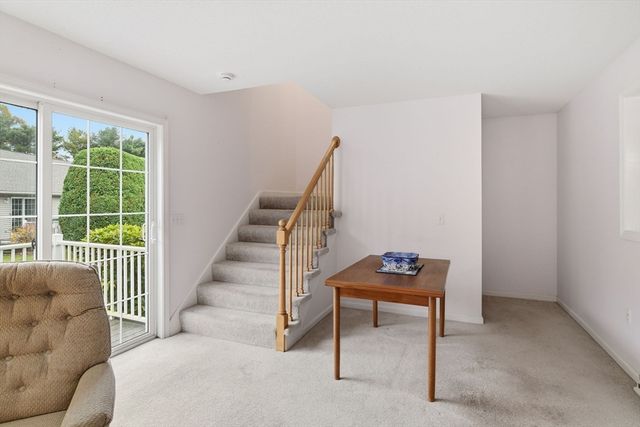 585 Sheridan St 44, Chicopee, MA 01020