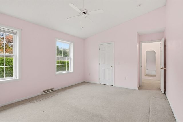 585 Sheridan St 44, Chicopee, MA 01020