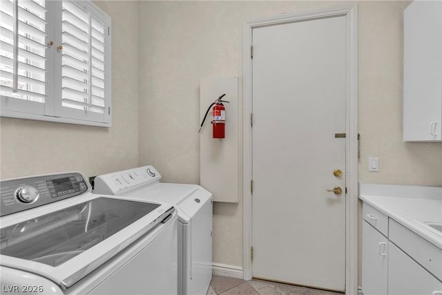 1724 Glenview Drive, Las Vegas, NV 89134