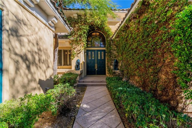 1724 Glenview Drive, Las Vegas, NV 89134