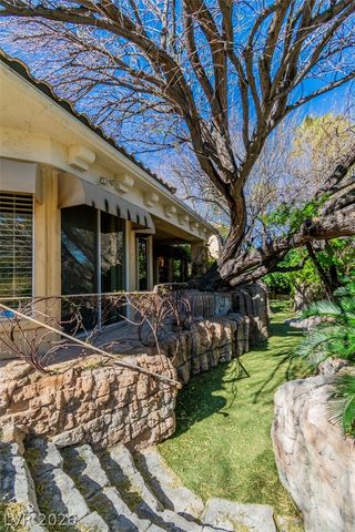 1724 Glenview Drive, Las Vegas, NV 89134