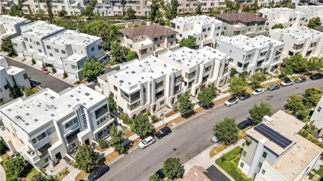111 Episode, Irvine, CA 92618