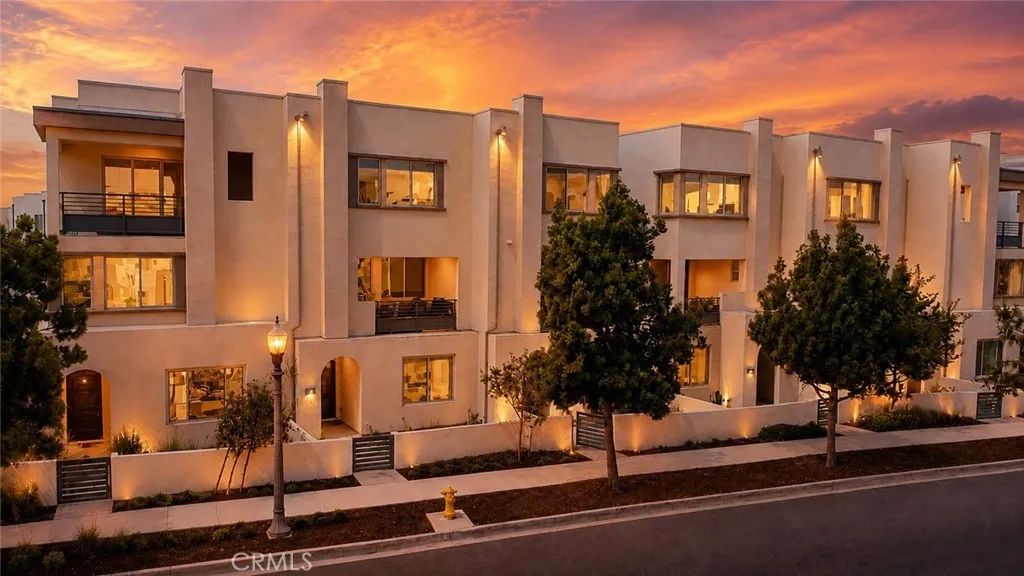 111 Episode, Irvine, CA 92618