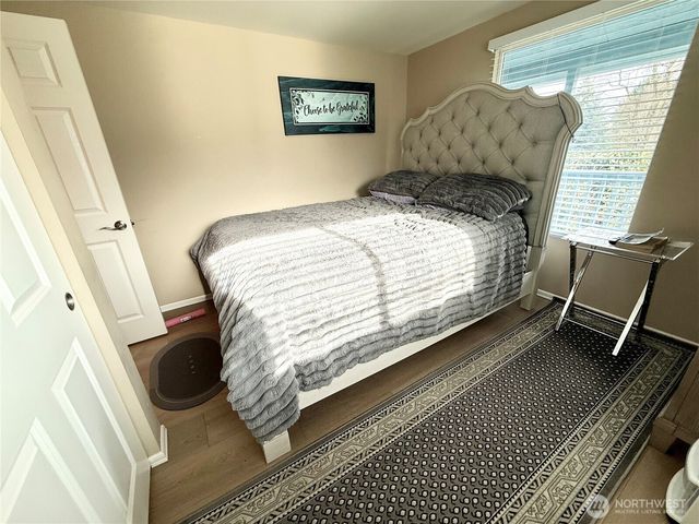 11049 18th Avenue SW, Seattle, WA 98146