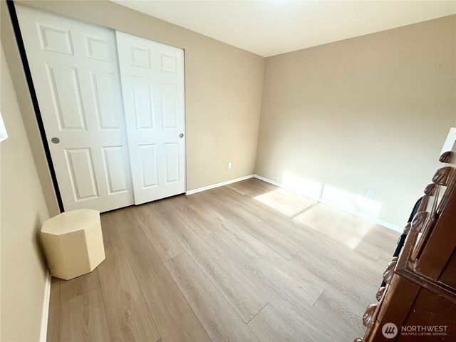 11049 18th Avenue SW, Seattle, WA 98146