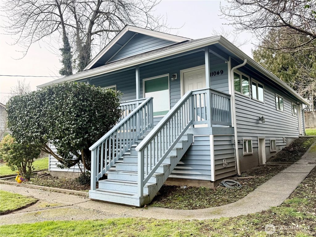 11049 18th Avenue SW, Seattle, WA 98146