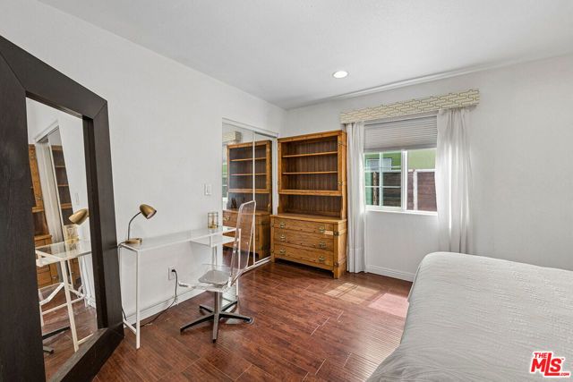 3707 Exposition Boulevard, Los Angeles, CA 90016