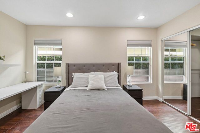 3707 Exposition Boulevard, Los Angeles, CA 90016