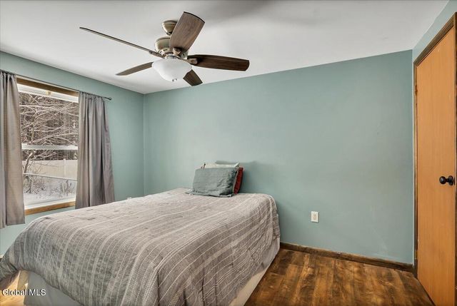 32 Pinewood Road, Queensbury, NY 12804