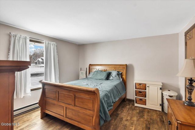 32 Pinewood Road, Queensbury, NY 12804