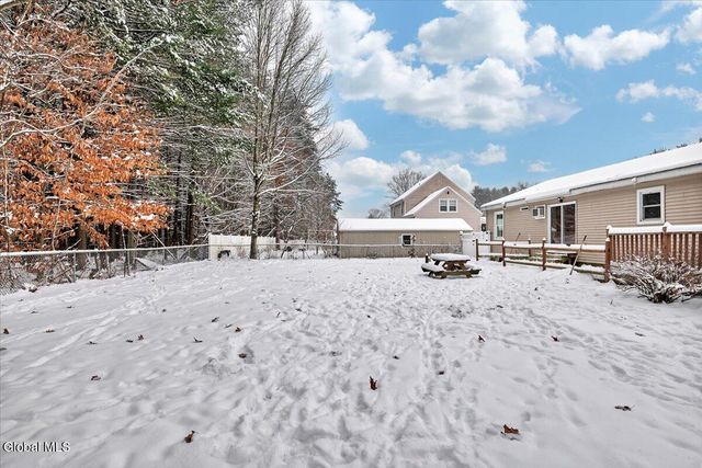 32 Pinewood Road, Queensbury, NY 12804