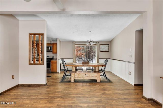 32 Pinewood Road, Queensbury, NY 12804