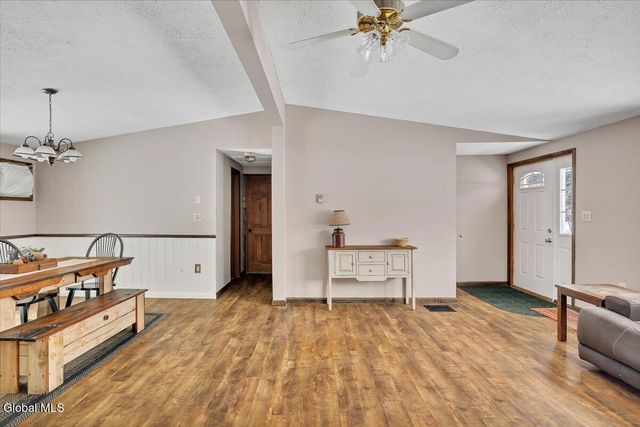 32 Pinewood Road, Queensbury, NY 12804