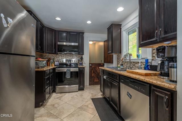 15663 N Ojai Santa Paula Road, Santa Paula, CA 93060