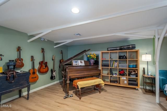 15663 N Ojai Santa Paula Road, Santa Paula, CA 93060