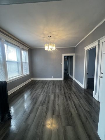 5461 W Haddon Avenue 2, Chicago, IL 60651