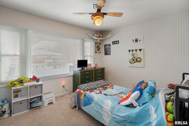 3309 33rd Avenue, Rock Island, IL 61201