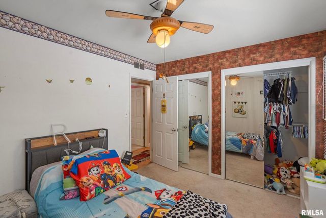 3309 33rd Avenue, Rock Island, IL 61201