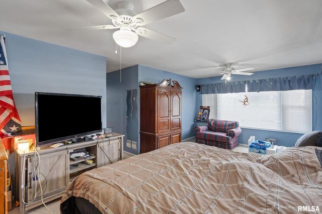 3309 33rd Avenue, Rock Island, IL 61201