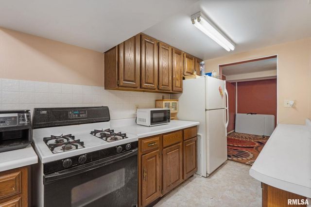 3309 33rd Avenue, Rock Island, IL 61201